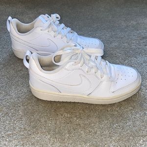 Nike Court Borough Low 2
